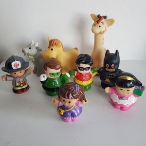 Vintage Fisher Price Little People, lot of 10 Giraffe Cow